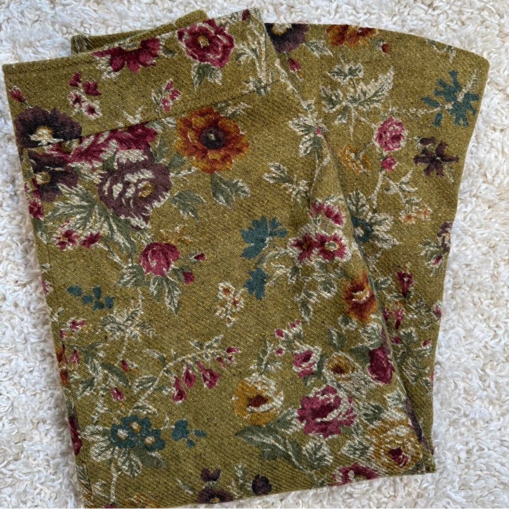 RIANI Multicolor Floral Skirt